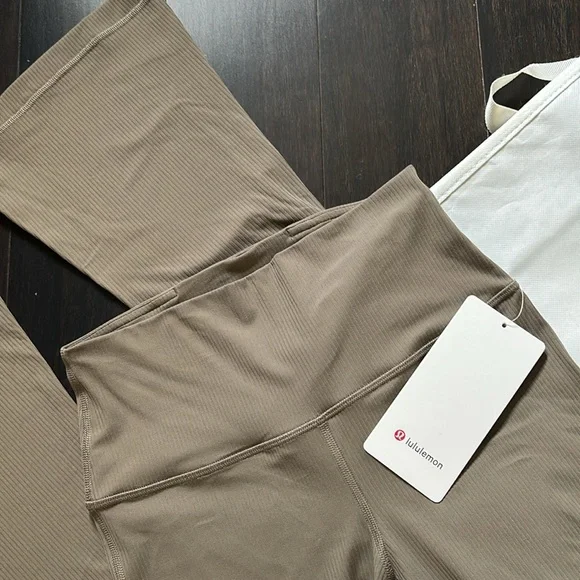 LULULEMON ALIGN RIBBED MINI FLARE *REGULAR IN NOMAD SZ 4 NWT - Picture 2 of 13